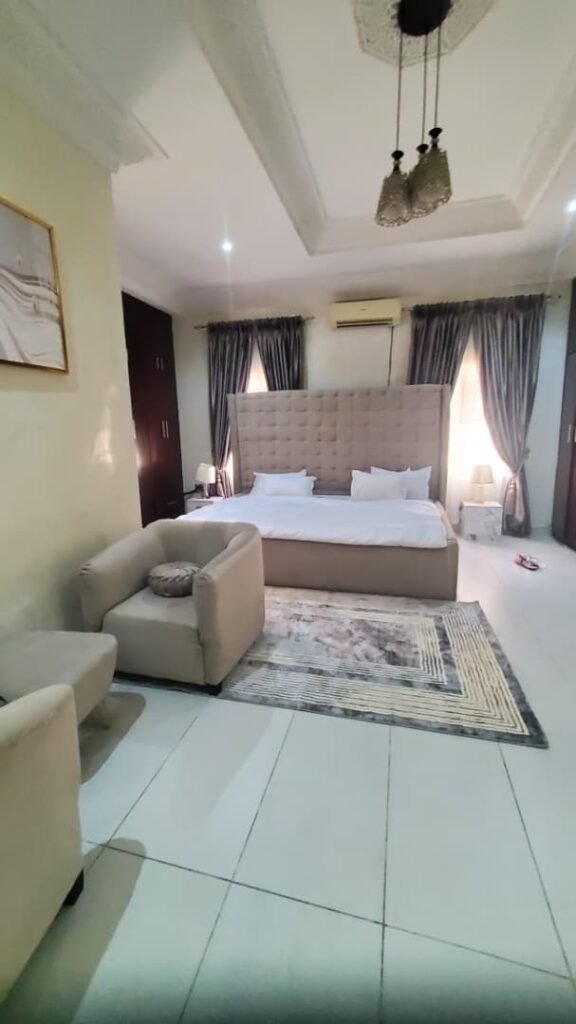 This is a picture of the Supervisor Deluxe Room